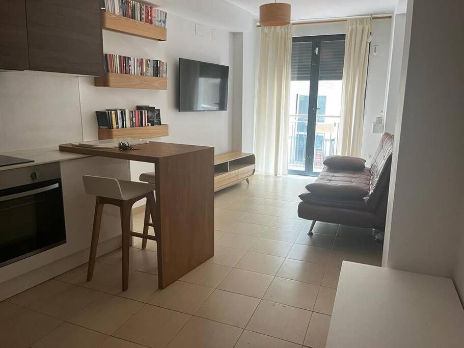 Old Town 1 Bedroom Hideaway Alicante Bagian luar foto