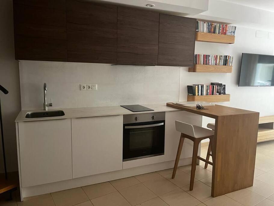 Old Town 1 Bedroom Hideaway Alicante Bagian luar foto
