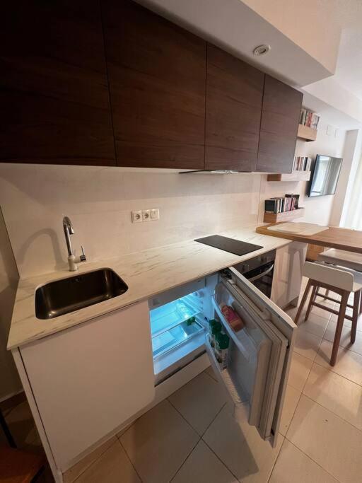 Old Town 1 Bedroom Hideaway Alicante Bagian luar foto